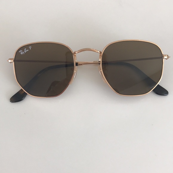 Ray-Ban *Polarized* Hexagonal Flat Lenses. Regular fit w/ adjustable nose pads. - Picture 3 of 5